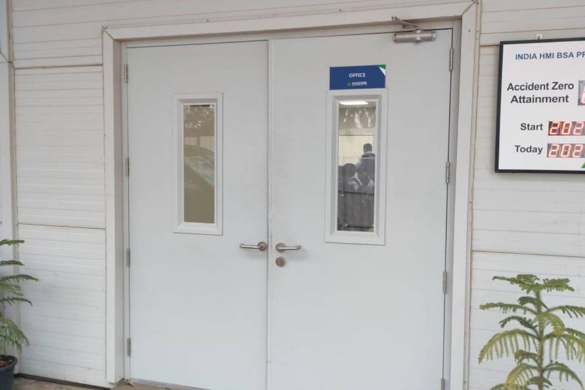 stainless-steel-door
